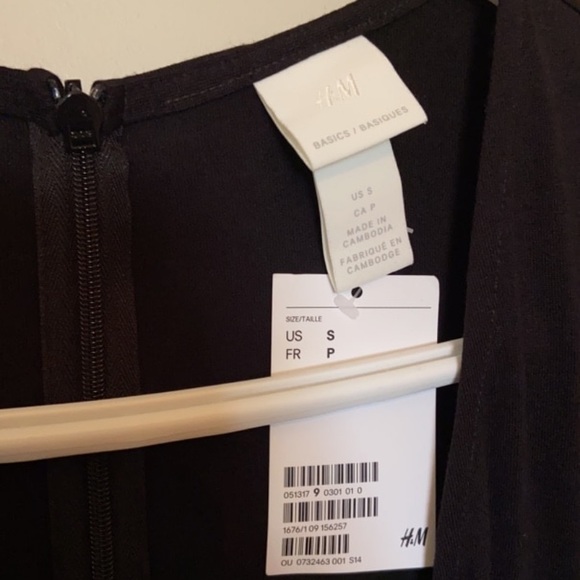 H&M Black Jumpsuit NWT - Picture 3 of 3